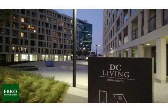 Amazing Austria Center Apartment Near Uno City Vienna Exterior photo